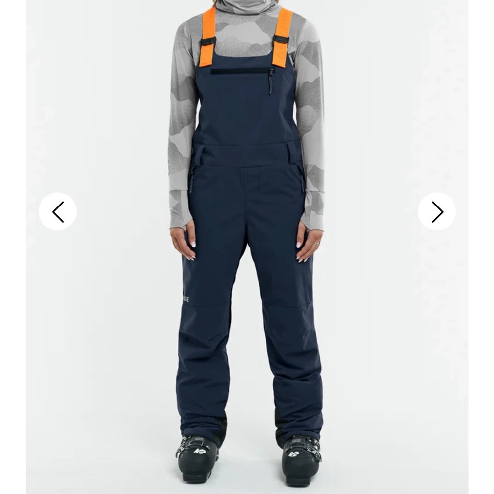 Women’s medium snowboarding or ski bib